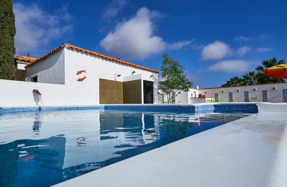 Property building, Swimming pool, Swimming pool