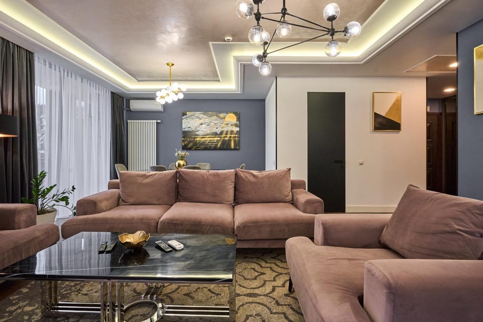 TV and multimedia, Living room, Photo of the whole room, Seating area