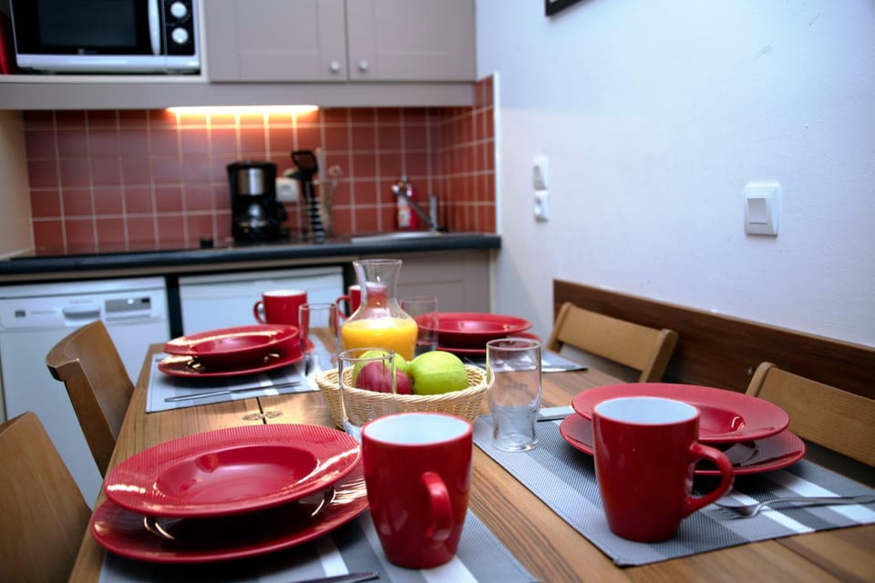 Kitchen or kitchenette, Dining area, On site