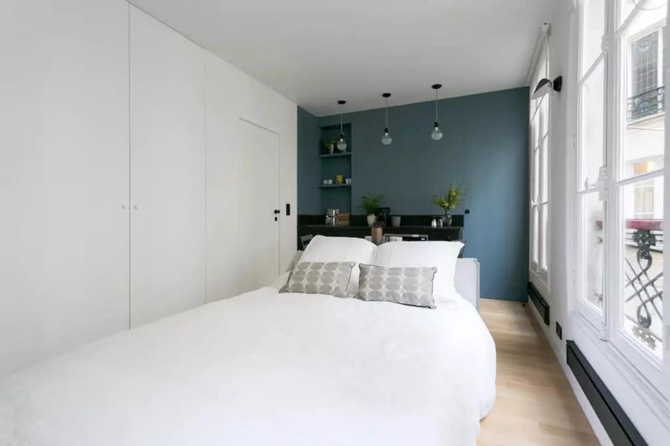Living room, Bedroom