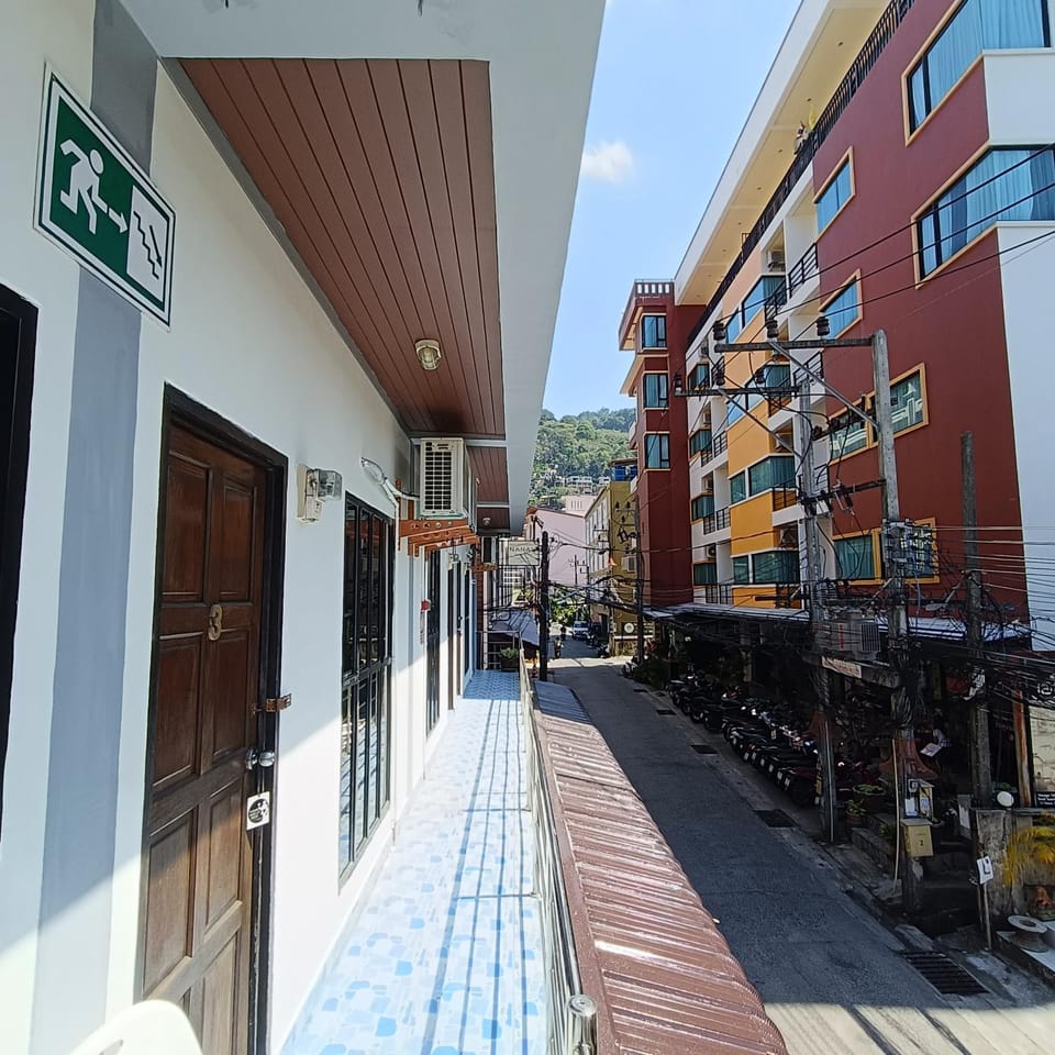 Property building, Day, Street view