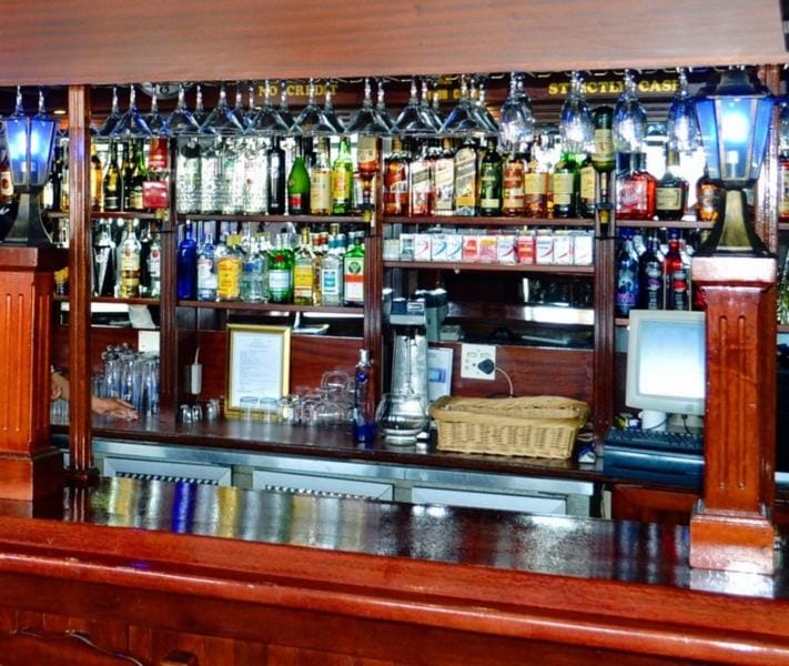 Crown Hotel Hotel in KwaZulu-Natal