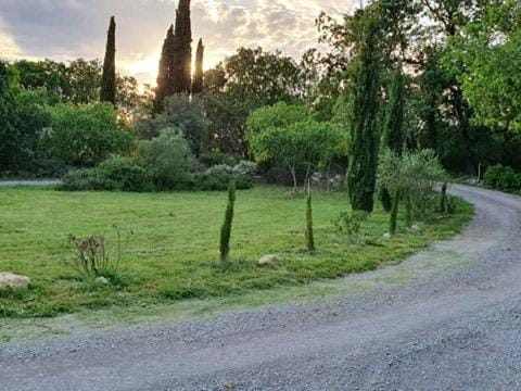 Roulottes et Cabanes de Saint Cerice Campground/ 
RV Resort in Provence-Alpes-Côte d'Azur