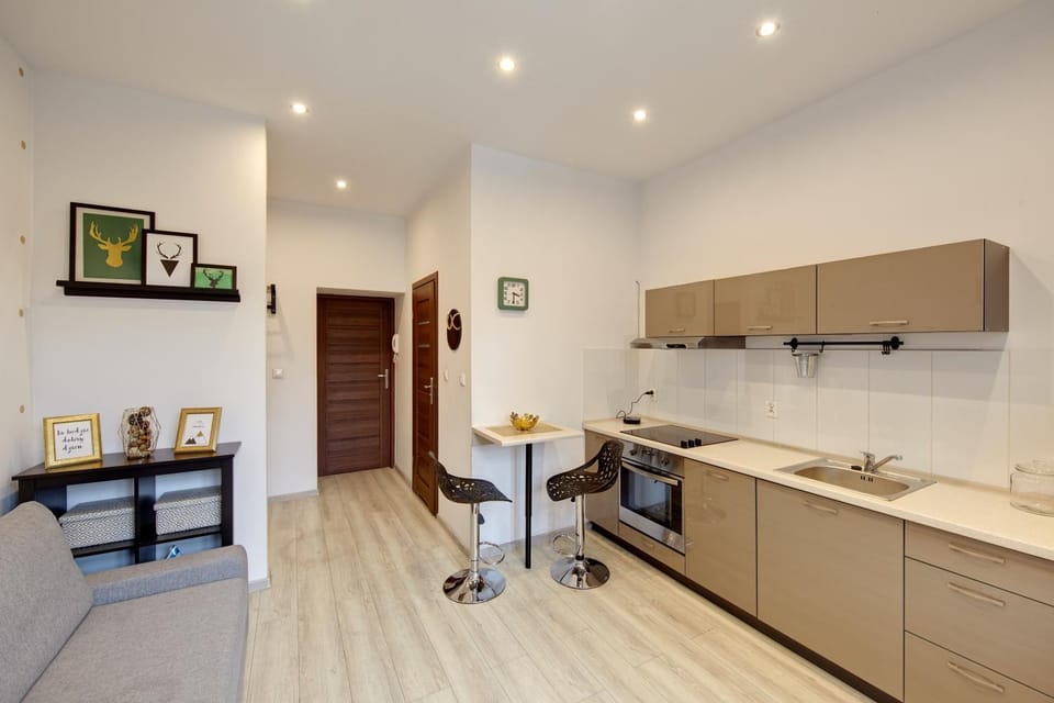 Kitchen or kitchenette, pet friendly, stove