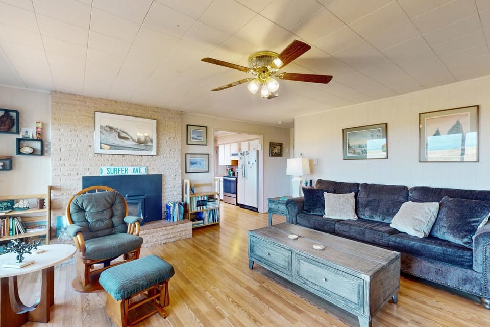 Surfer's Â Landing House in Westport