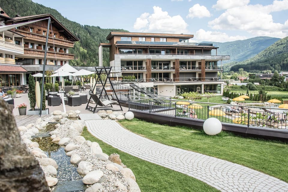 Garden, View (from property/room), Garden view, Lake view, Mountain view, Pool view, Sea view, Swimming pool