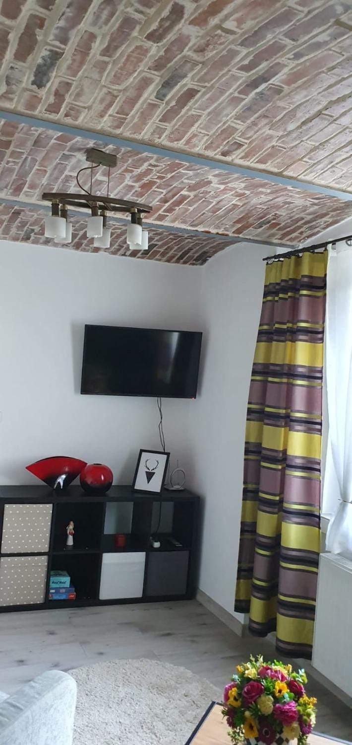 Communal lounge/ TV room, TV and multimedia, Living room, Photo of the whole room, Evening entertainment