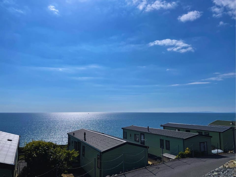 Hendre Coed Isaf Caravan Park Campground/ 
RV Resort in Barmouth