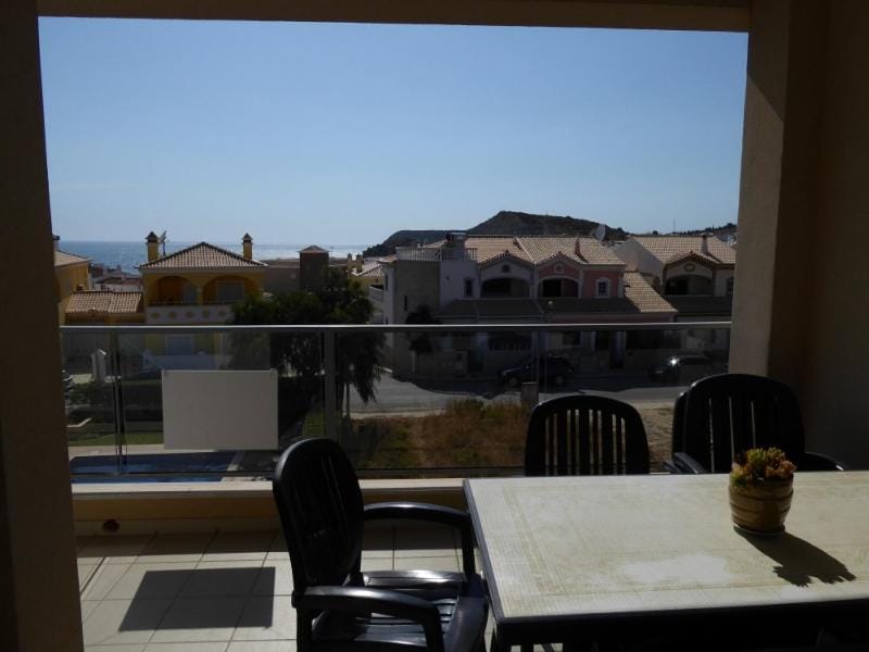 Apt. Brightness & Comfort Apartment in Luz