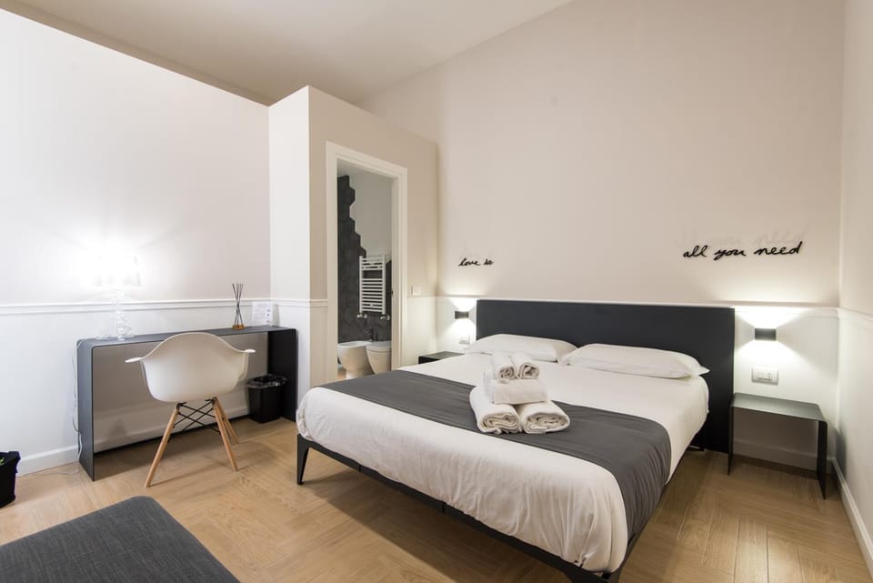 Bed, Bedroom