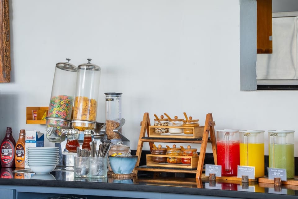 Coffee/tea facilities, Kitchen or kitchenette, Breakfast, Drinks