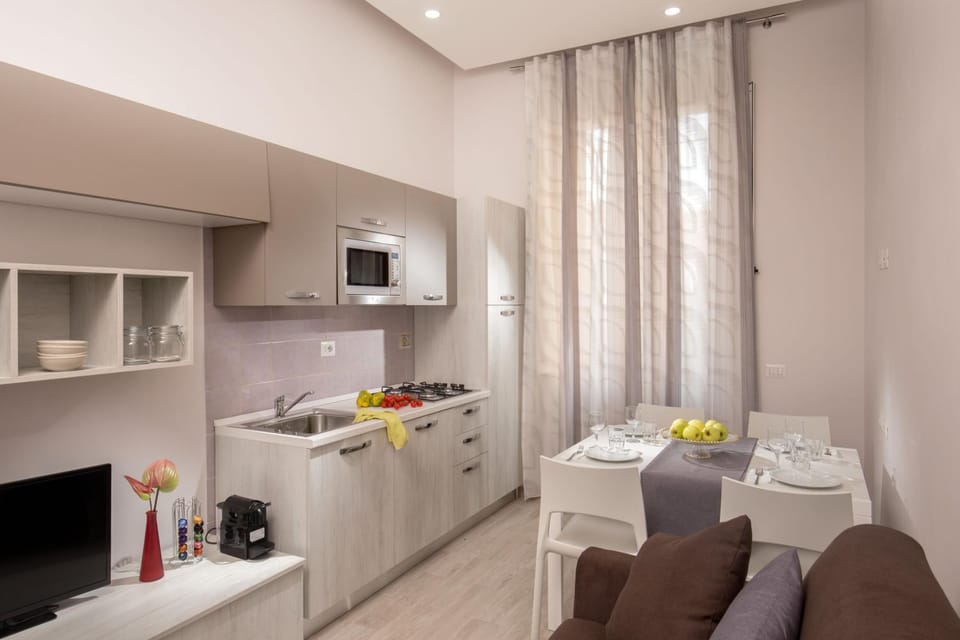 Communal lounge/ TV room, Communal kitchen