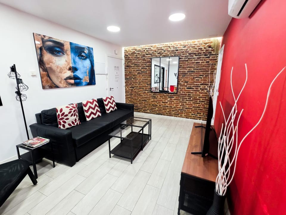 TV and multimedia, Living room, Seating area