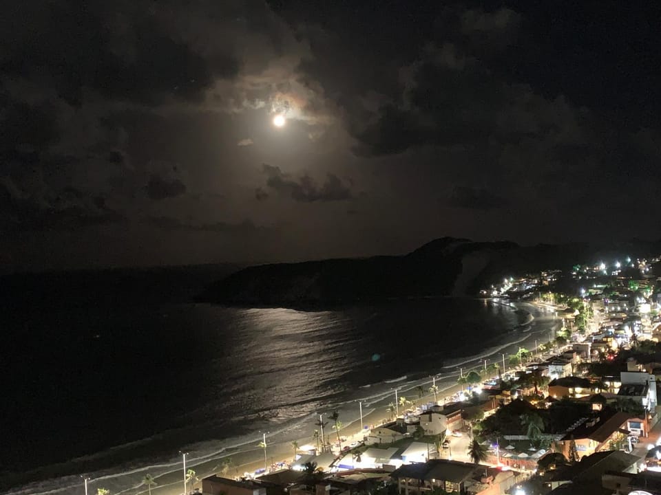 City view, Sea view
