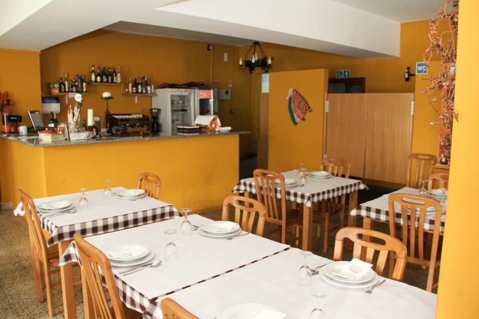 Restaurant/places to eat, Dining area, Internal: Not applicable to any particular room