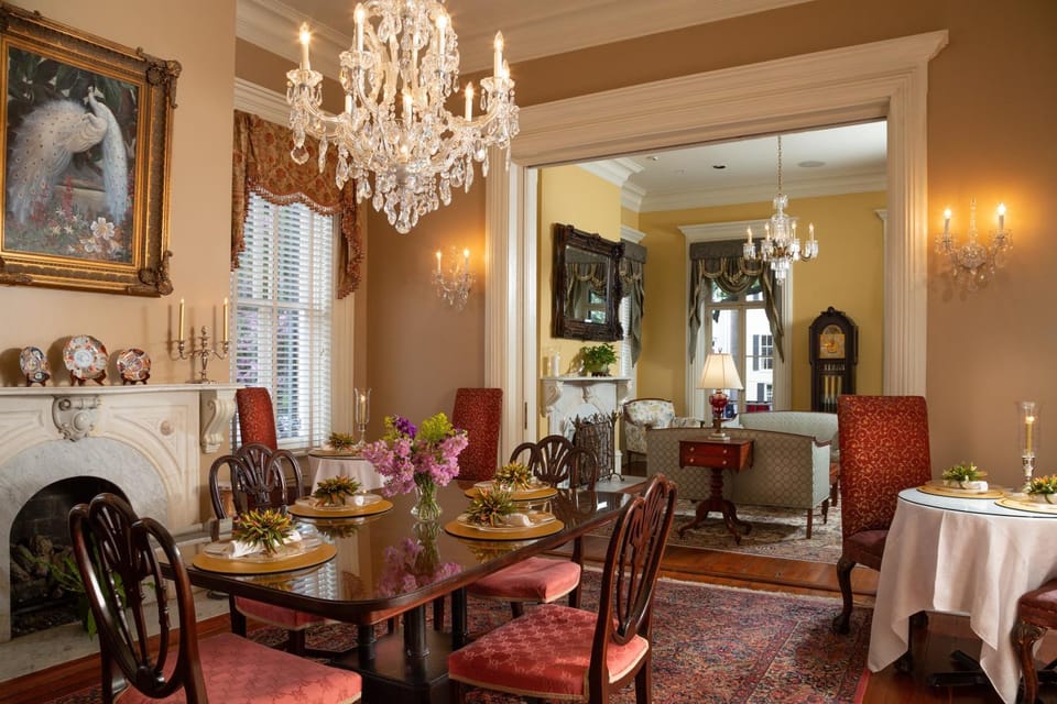 Dining area, American breakfast