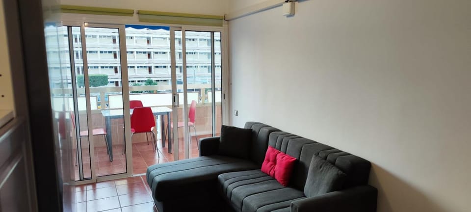 5 min walk from Yumbo 310 Apartment in Maspalomas