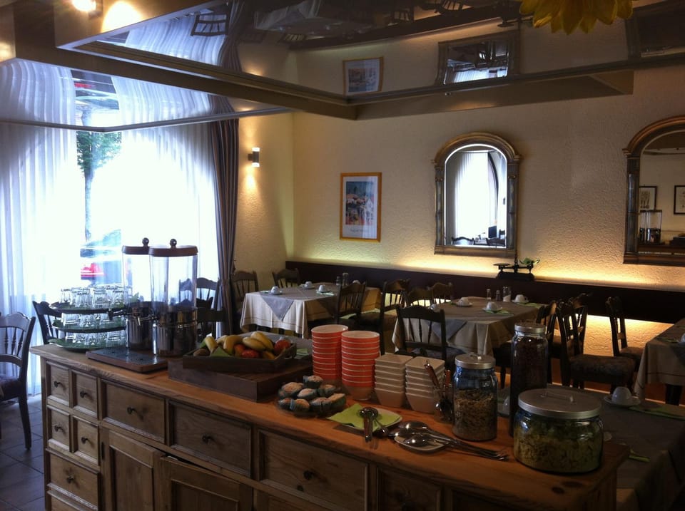 Buffet breakfast