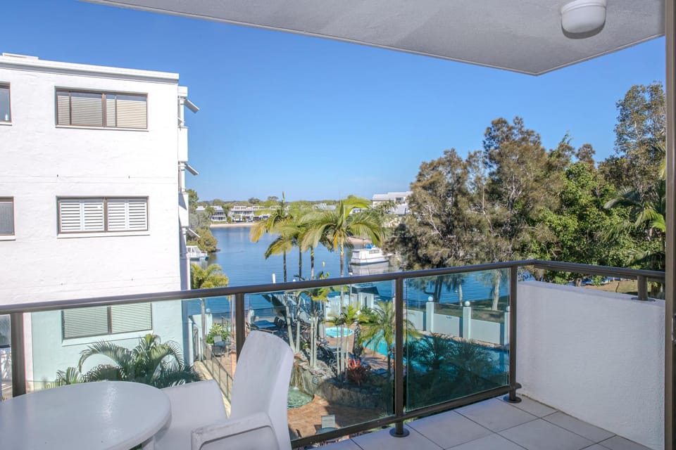 Balcony/Terrace, Pool view