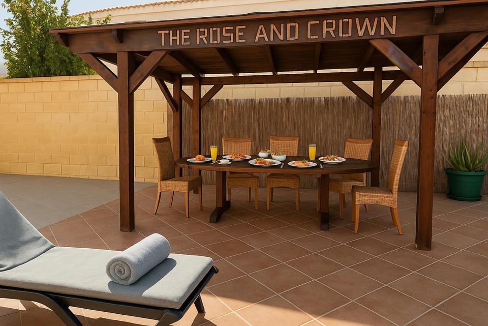 Balcony/Terrace, Swimming pool
