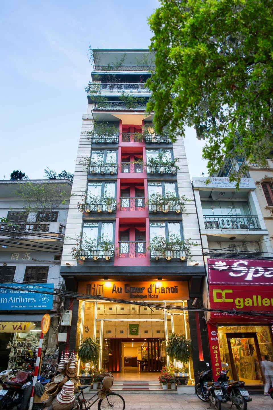 Property building, Facade/entrance