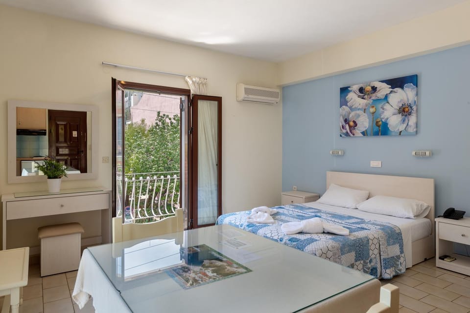 Byron Hotel Apartment hotel in Argostolion