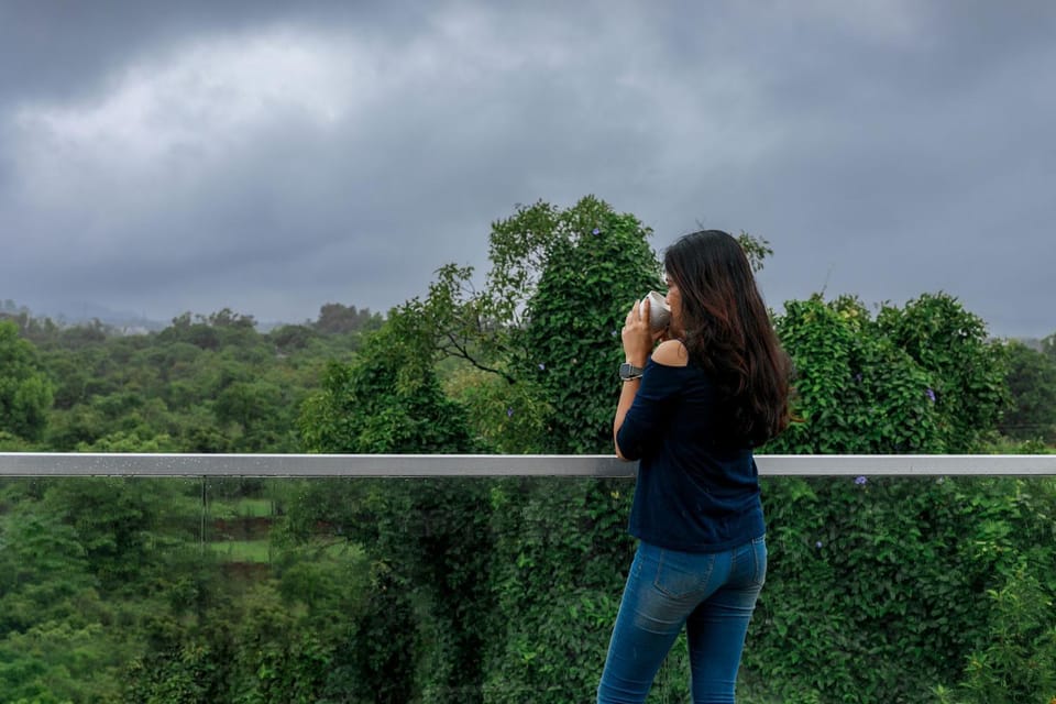 People, View (from property/room), Balcony/Terrace