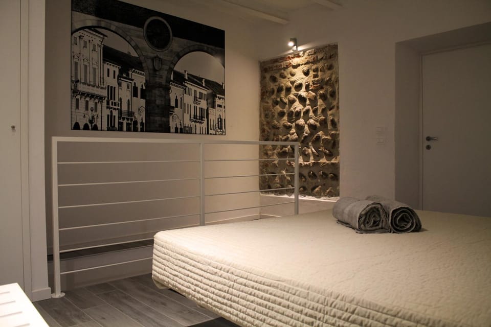 Intero Appartamento LA BARCACCIA Apartment in Verona