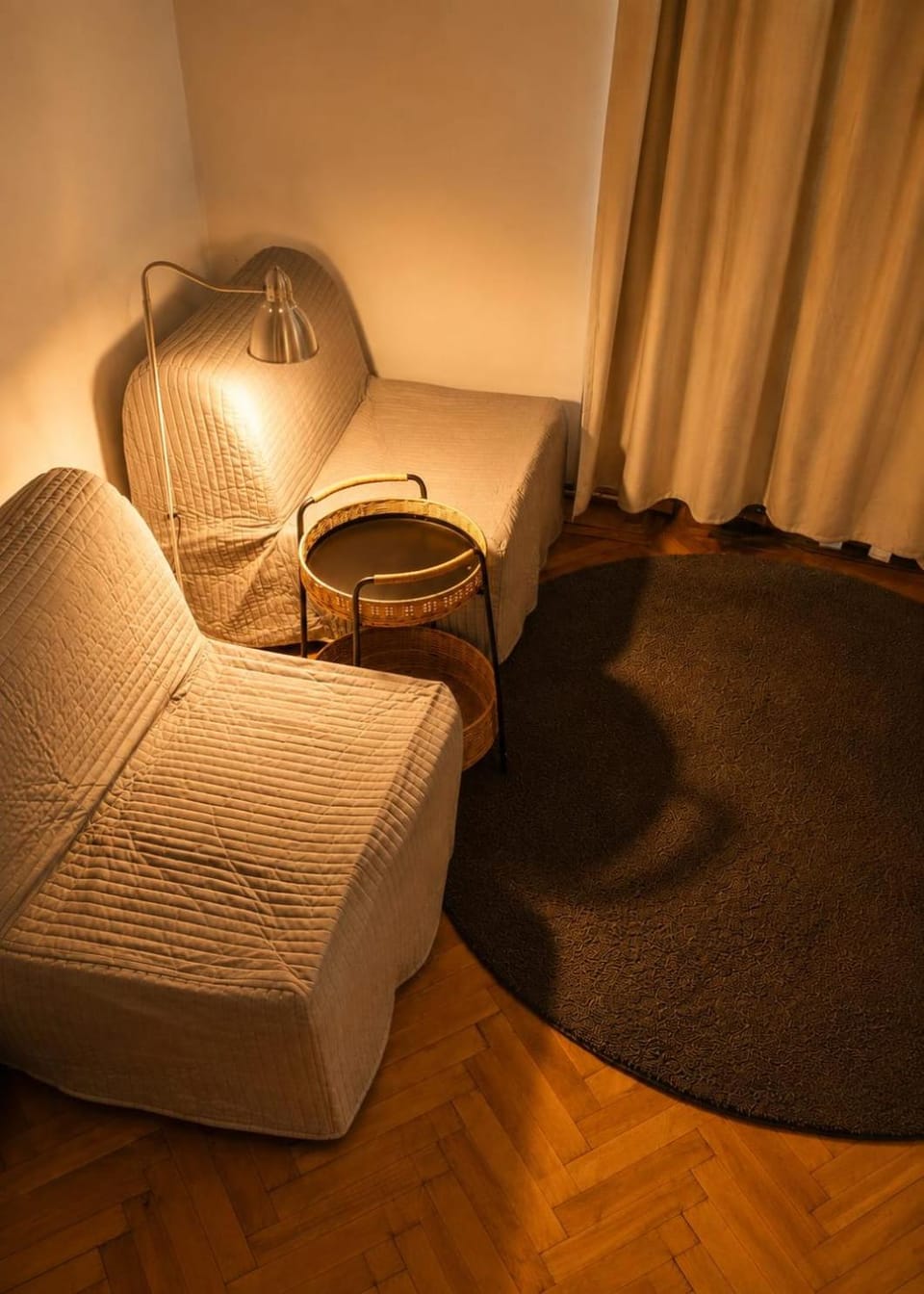 Living room, Seating area