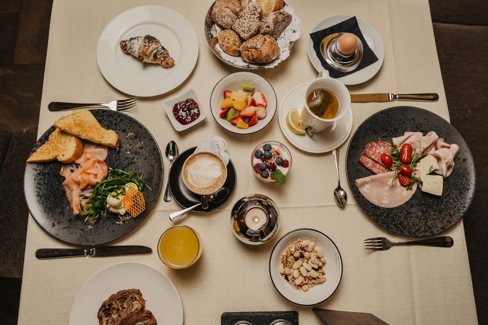 Breakfast, Breakfast