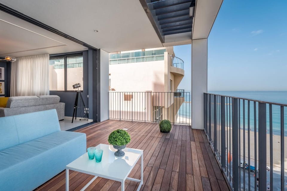 Front of Beach - Luxurious residence Apartment in Tel Aviv-Yafo