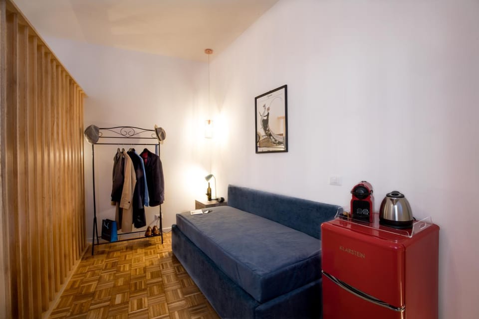 Amazing Trevi Fountain Apartment in Rome