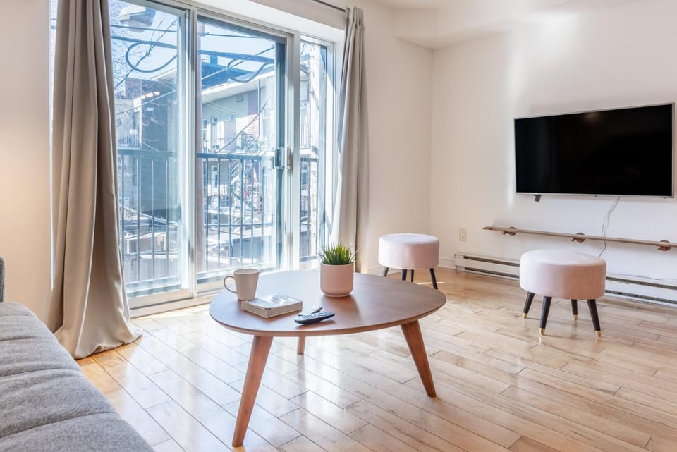 Alywin Apartments in Hochelaga Apartment in Laval