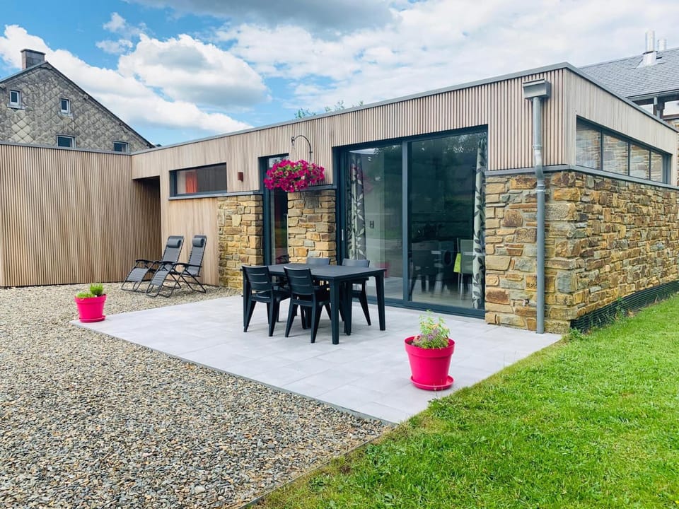 L'Aubépine House in Wallonia, Belgium