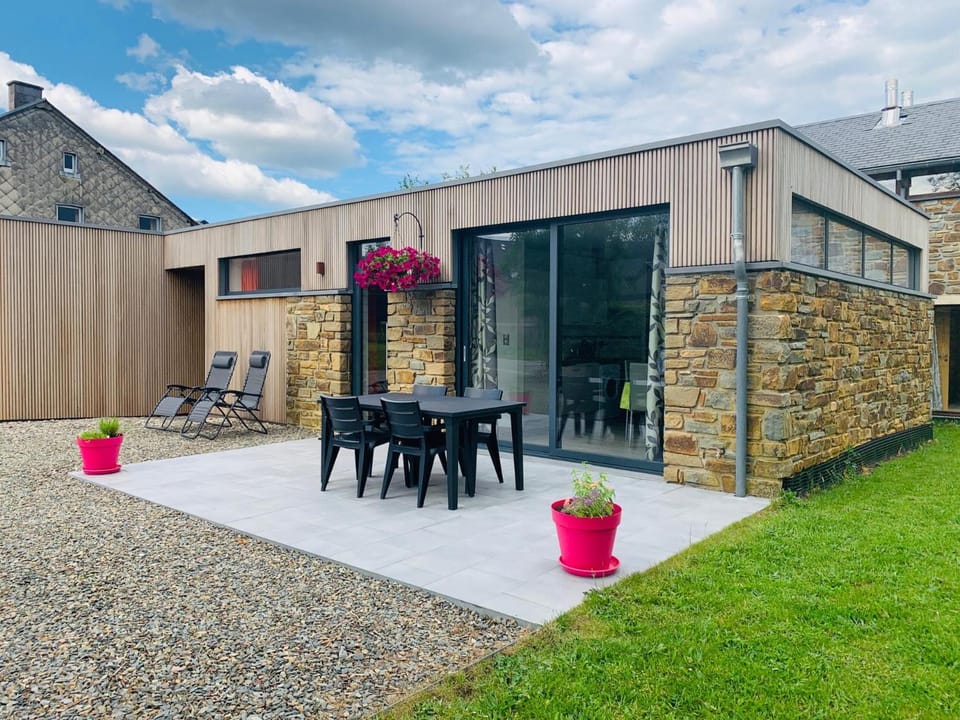 L'Aubépine House in Wallonia, Belgium