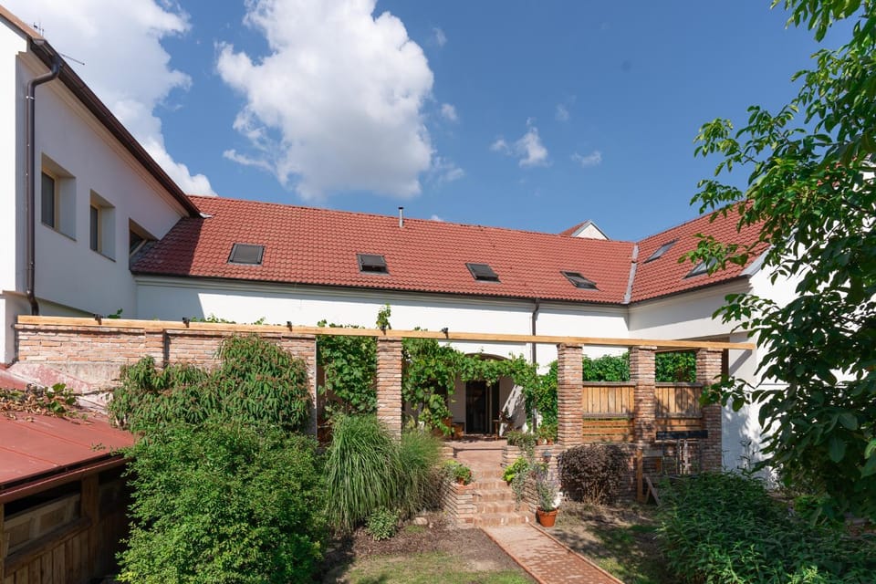 Garden, Balcony/Terrace