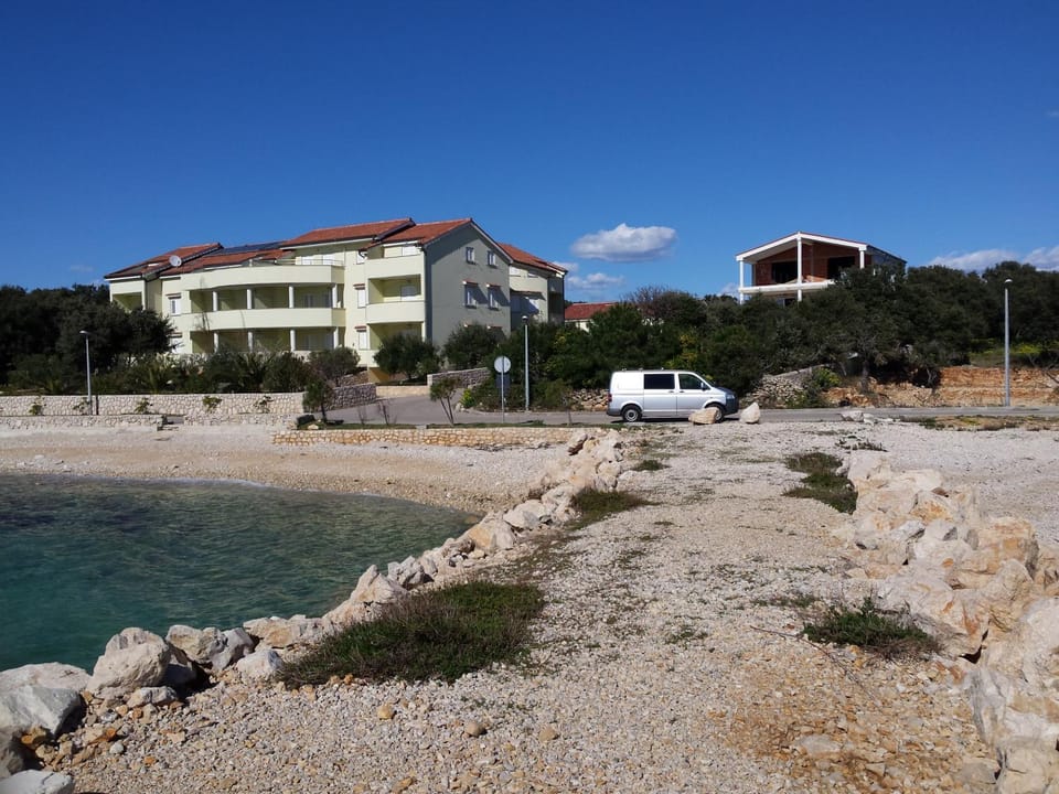 Apartments Selez Apartment in Novalja
