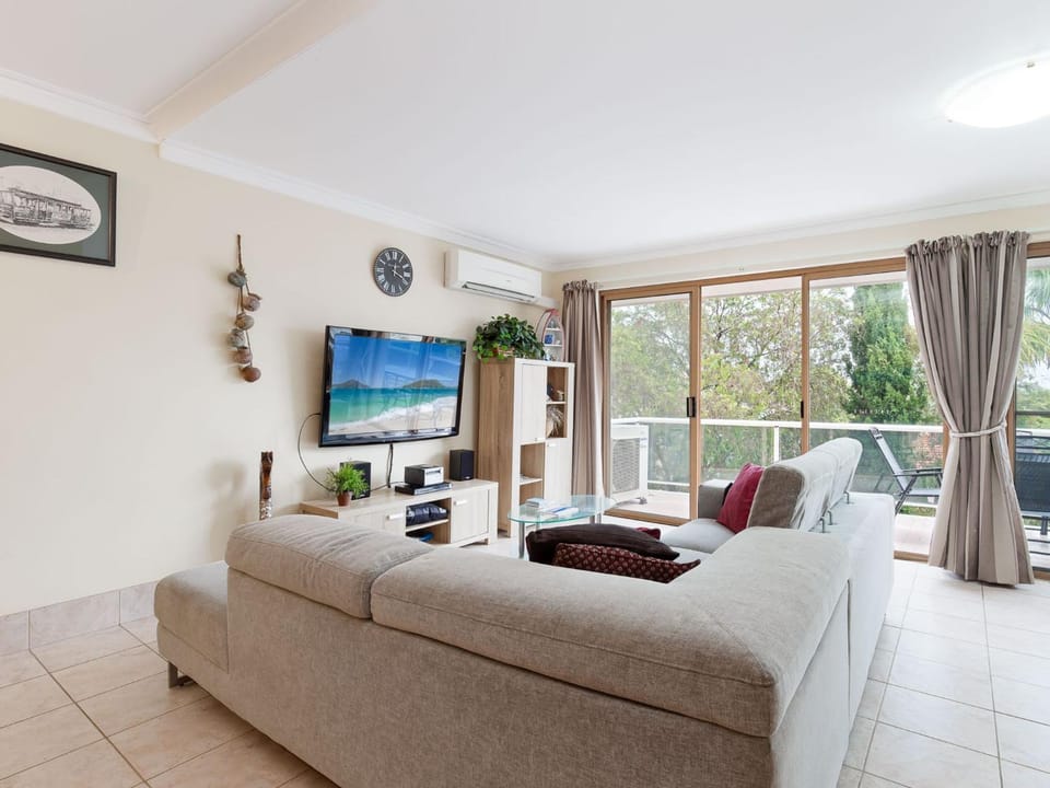 Frangipani 3 great townhouse with air con House in Shoal Bay