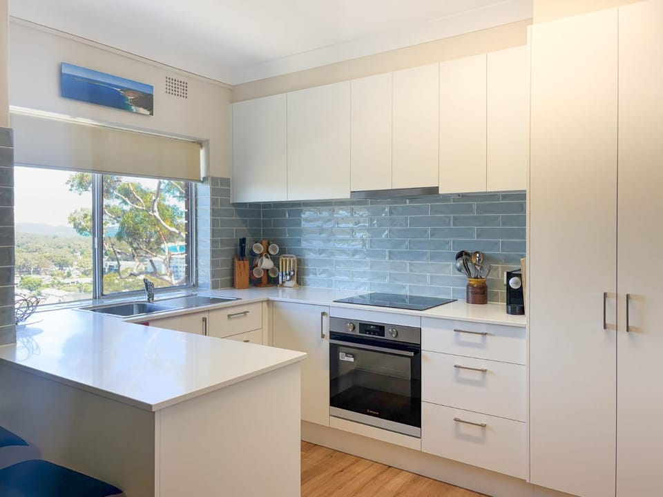 Adriana 9 fabulous views and aircon Apartment in Shoal Bay