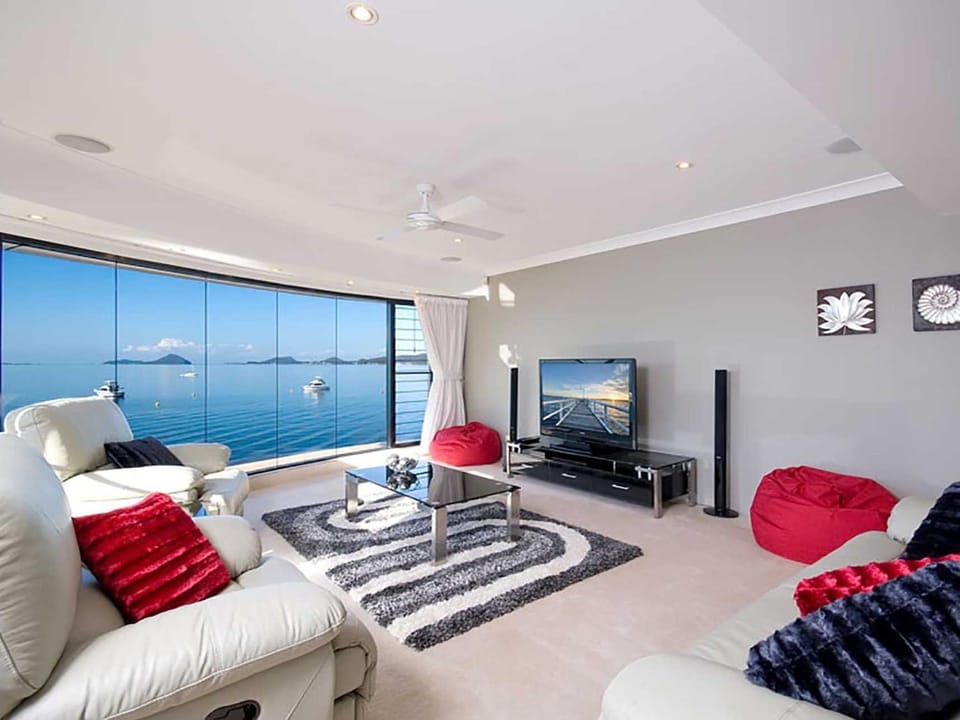 Seaside Splendour 1 beautiful unit on the waterfront Apartment in New South Wales