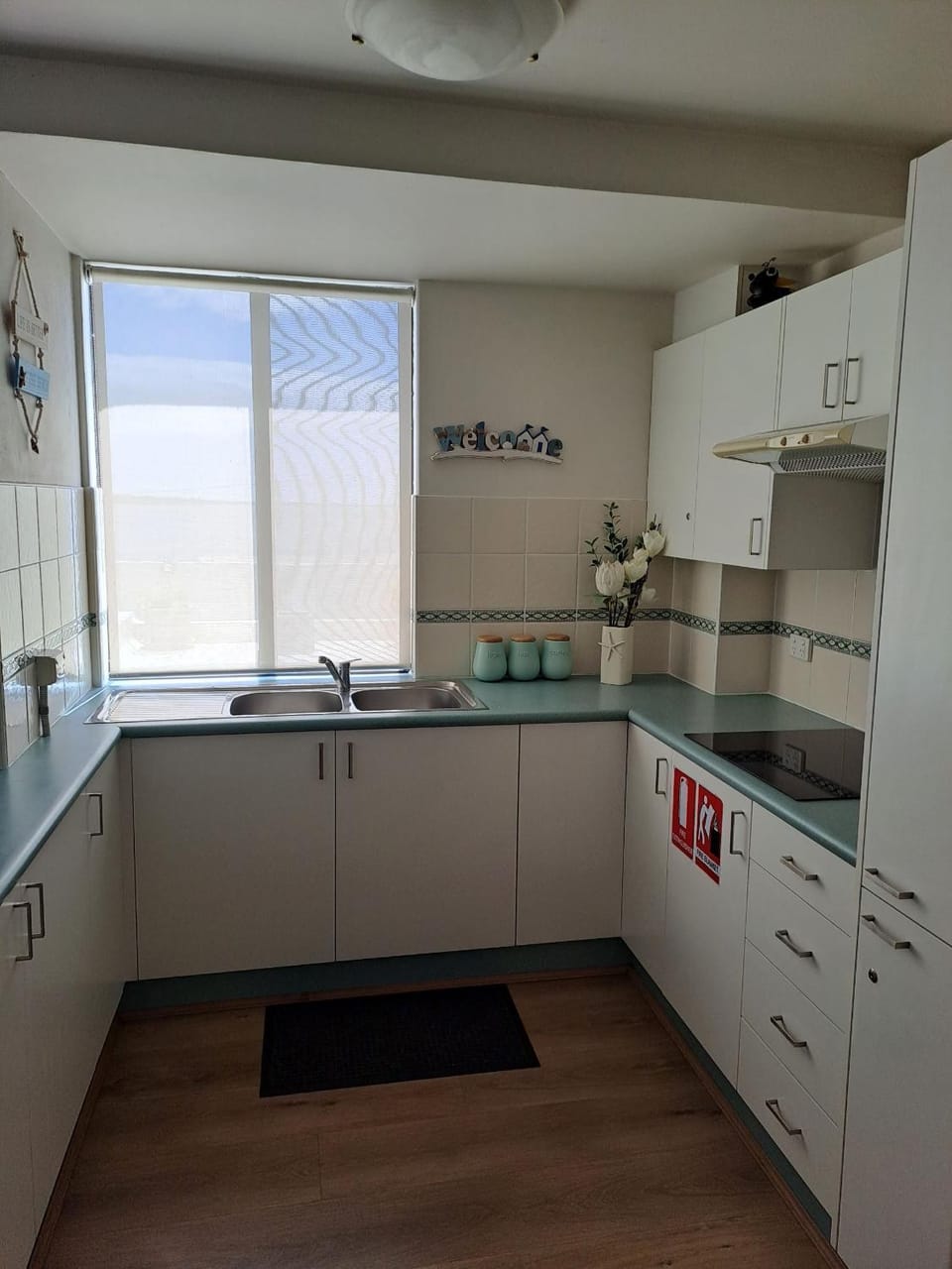 The Point, 5, 5-7 Mitchell Street large balcony with great water views Apartment in New South Wales