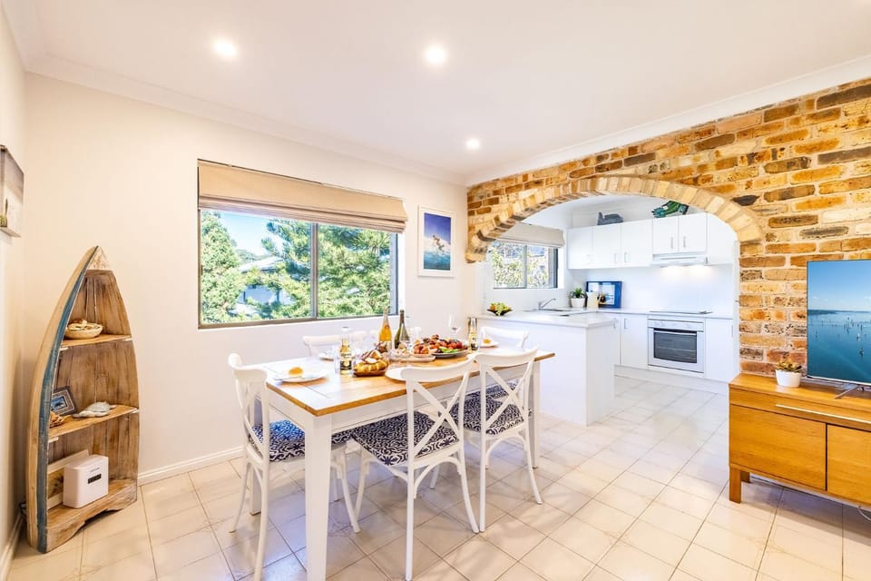 2 10 Krait Close - Only 350mtrs to the Boat Ramp and Wifi House in Nelson Bay