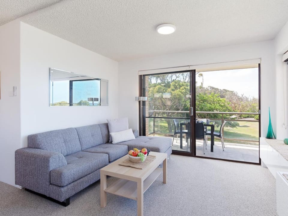 Intrepid 10 water views over Shoal Bay Beach Apartment in Shoal Bay