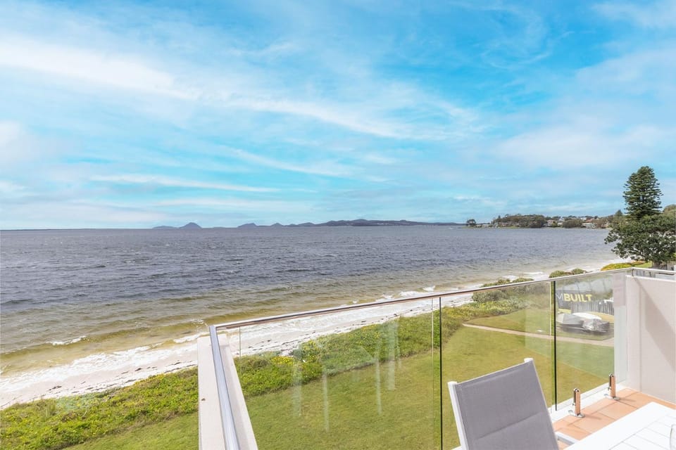 Harbourside 15 right on the waterfront Apartment in New South Wales
