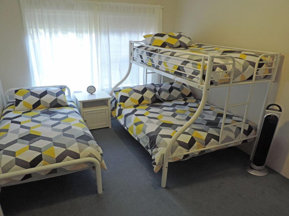 Adriana 3 unit with a backyard Apartment in Shoal Bay