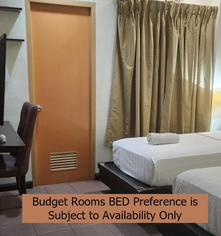 Lorenzzo Suites Hotel Makati Hotel in Pasay