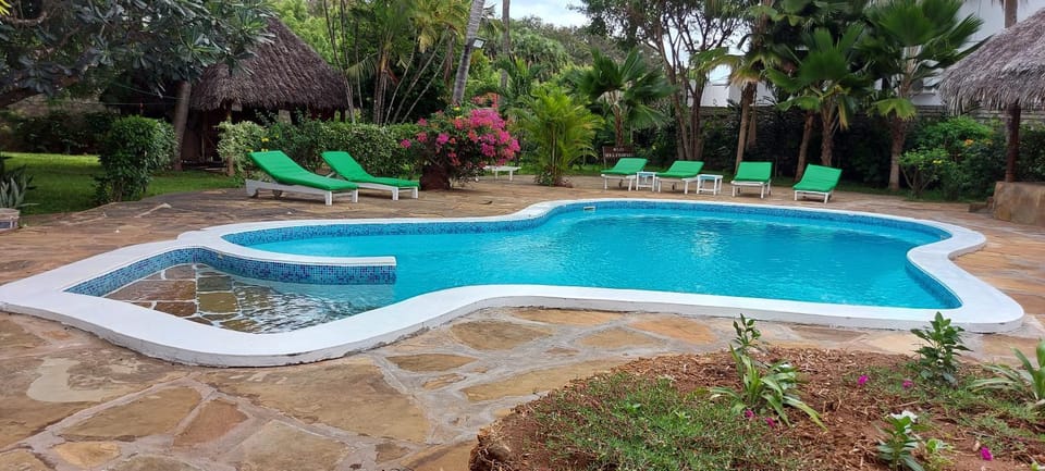 Pool view, Swimming pool, Swimming pool