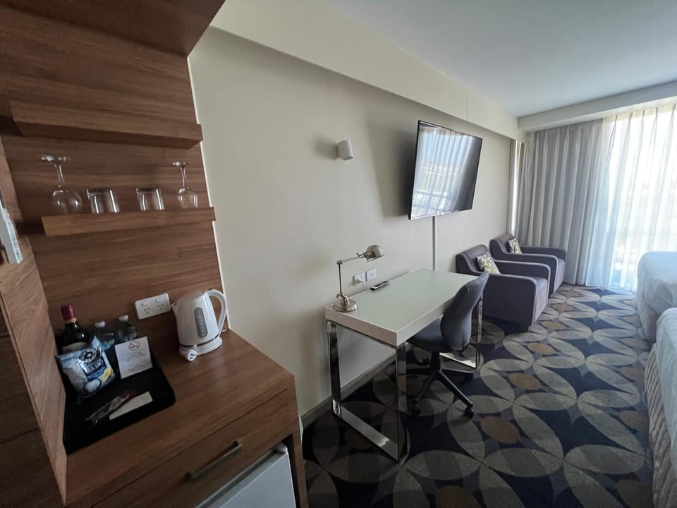 Coffee/tea facilities, Kitchen or kitchenette