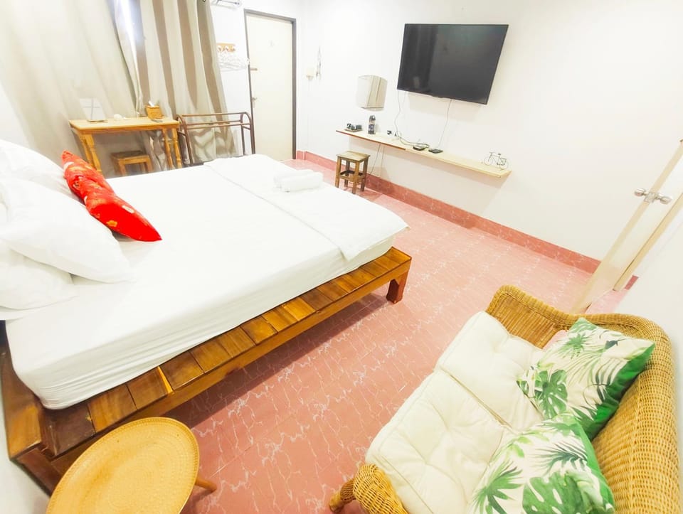 whole house for 6 guests 3 beds House in Thailand