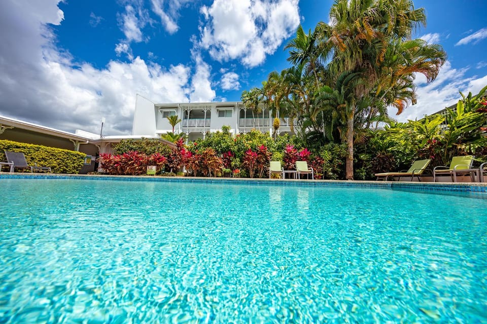 Property building, Swimming pool